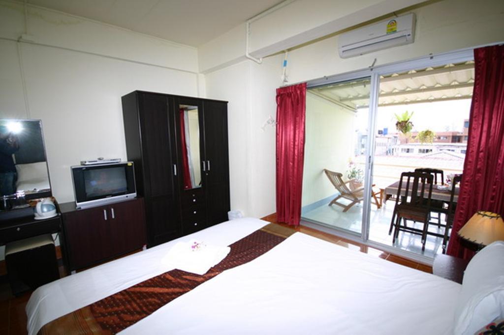 2Gether Guesthouse Karon Zimmer foto